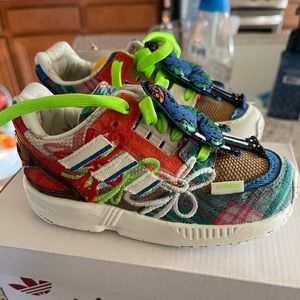 BRAND NEW TODDLER size Adidas ZX 8000 w superearth gy5262